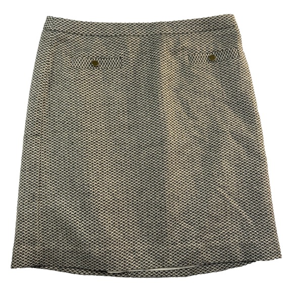 LOFT Dresses & Skirts - Ann Taylor LOFT Skirt Geometric Womens 2 Blk/Wht Tweed Straight Mini Office Chic